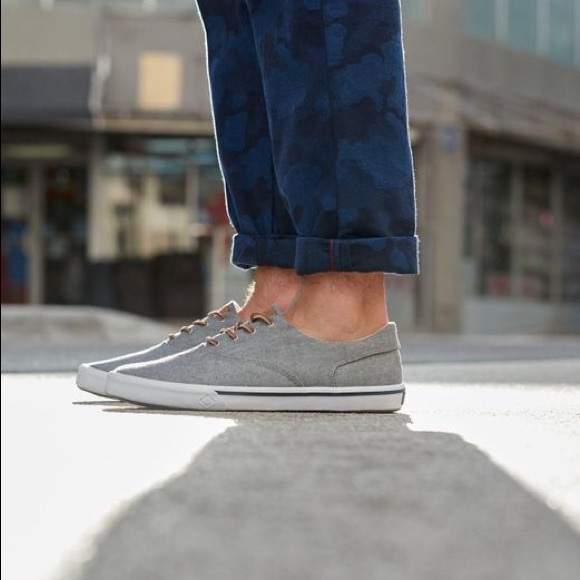 sperry striper grey